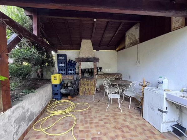 Vente                                                      Maison
                        
                     10 pièces                      230 m2                     à Porte-de-Savoie