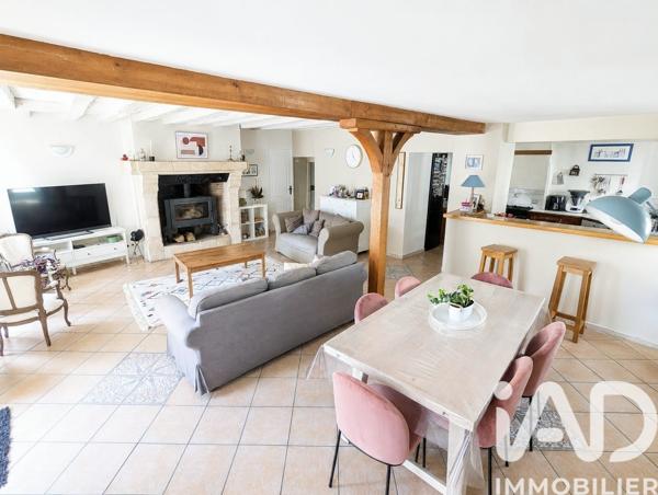 Maison à vendre 5 pièces 148 m² Saint-Ay