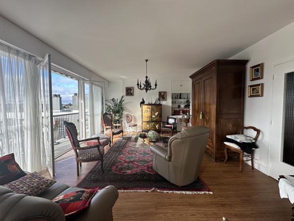 Appartement 4 pièce(s) 2 chambre(s) 113.98 m²