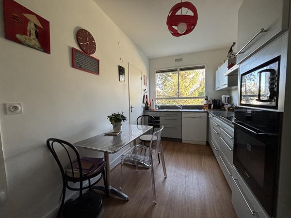 Appartement 4 pièce(s) 2 chambre(s) 113.98 m²