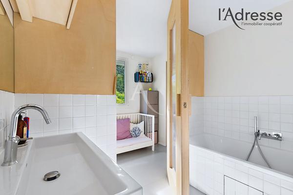 Quartier Liberté - Élégante maison familiale de 103m² (127m² au sol) avec terrasse de 16m² et garage