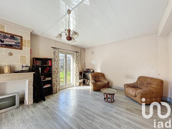 Maison à vendre 5 pièces 180 m² Saint-Médard-de-Guizières