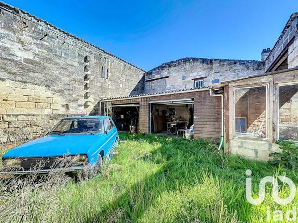 Maison à vendre 5 pièces 180 m² Saint-Médard-de-Guizières