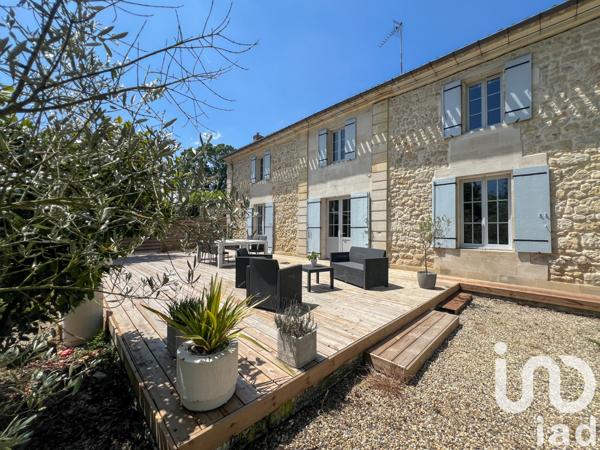 Maison à vendre 8 pièces 259 m² La Lande-de-Fronsac