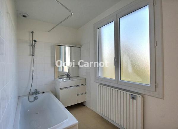 Maison à louer    4 pièces • 102,30 m2 Castres