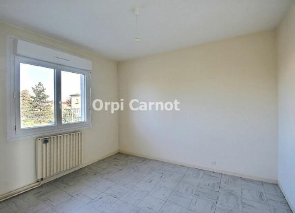 Maison à louer    4 pièces • 102,30 m2 Castres