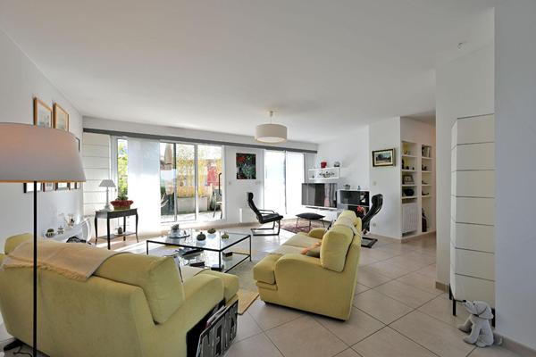 Dernier étage au calme avec terrasses et vue dégagée à Montpellier