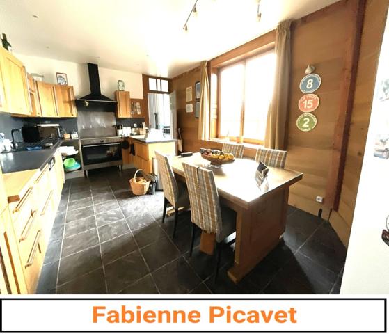 APPARTEMENT COSY HYPER CENTRE 4 chambres