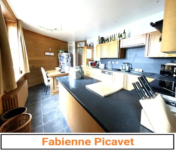 APPARTEMENT COSY HYPER CENTRE 4 chambres