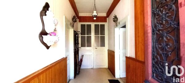 Maison à vendre 9 pièces 201 m² Saint-Yrieix-la-Perche