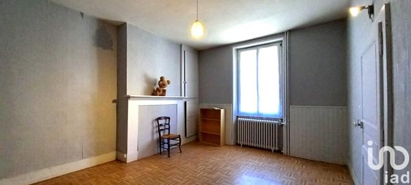 Maison à vendre 9 pièces 201 m² Saint-Yrieix-la-Perche