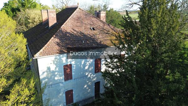 Poche de Miramont maison avec un magnifique potentiel