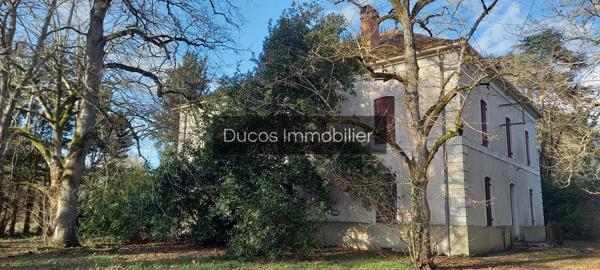 Poche de Miramont maison avec un magnifique potentiel