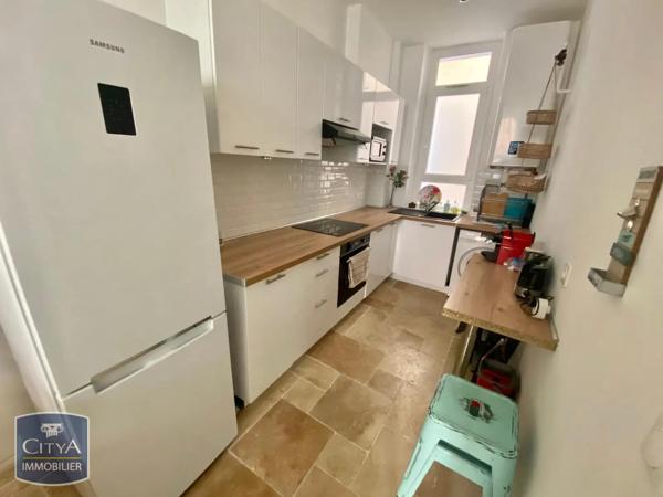 Appartement à louer 2 pièces 33.01m² Toulon (83000)