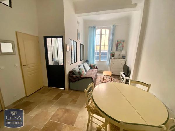 Appartement à louer 2 pièces 33.01m² Toulon (83000)
