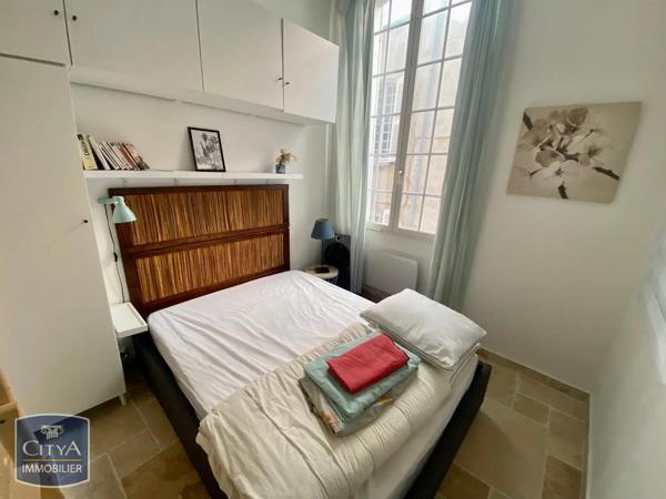 Appartement à louer 2 pièces 33.01m² Toulon (83000)