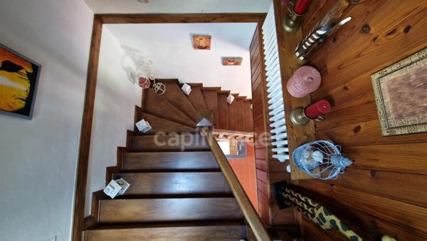 Dpt Essonne (91), à vendre proche de Méréville propriété 8 pièces avec maisonnette, jardin clos, cave et garage