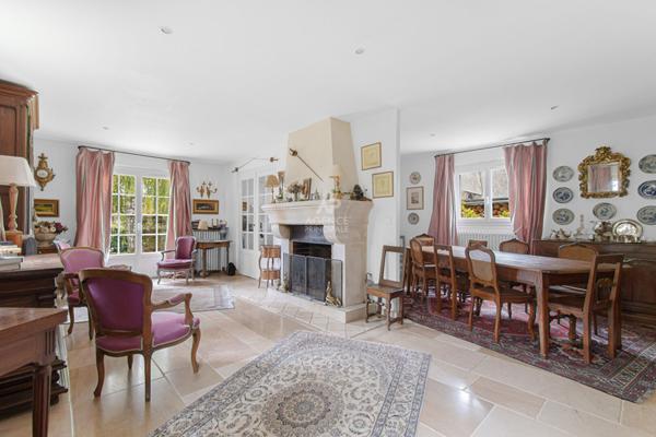 Maison Mareil Marly 9 pièce(s) €998 000 ** - Référence 17309