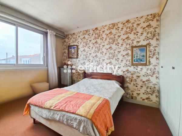 Maison
         7 pièces
        - 211 m² Exclusivité 314 900 € *