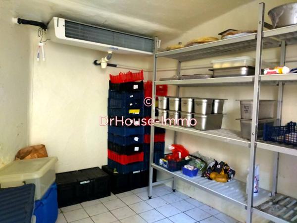 Commerce à vendre 4 pièces de 215 m²