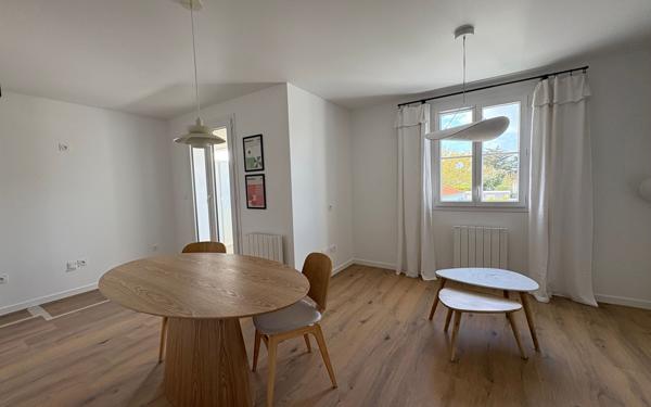 Appartement à vendre    2 pièces • 42,06 m2 Saint-Pierre-d'Oléron