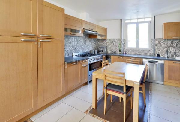 Vente Maison 7 pièces 150 m2 à Villeneuve-Saint-Georges