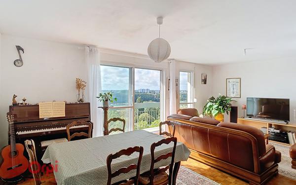 Appartement à vendre    5 pièces • 99,76 m2 Nantes