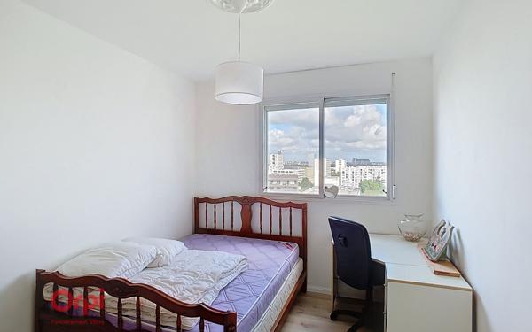 Appartement à vendre    5 pièces • 99,76 m2 Nantes