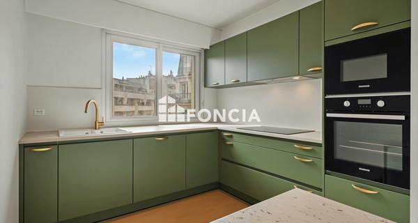 À vendre Appartement 2 pièces 55.33 m² - Paris 75015