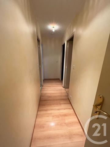 Appartement F3 à vendre  4 pièces - 77 m2 VIC SUR CERE - 15