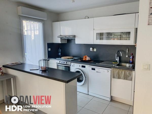 A LOUER : F2 avec 40 M² de terrasse