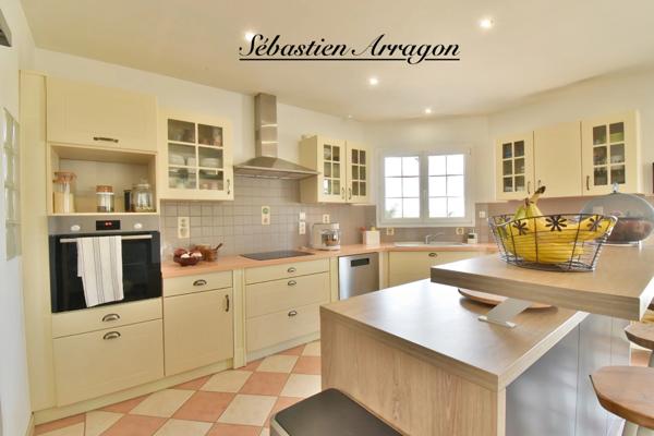 Villa contemporaine avec piscine sur 3 hectares – Aux portes de Villeneuve-sur-Lot - Lot et Garonne