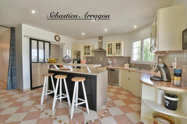 Villa contemporaine avec piscine sur 3 hectares – Aux portes de Villeneuve-sur-Lot - Lot et Garonne