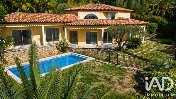 Maison à vendre 5 pièces 170 m² Bandol