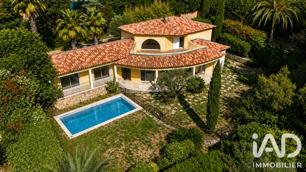 Maison à vendre 5 pièces 170 m² Bandol