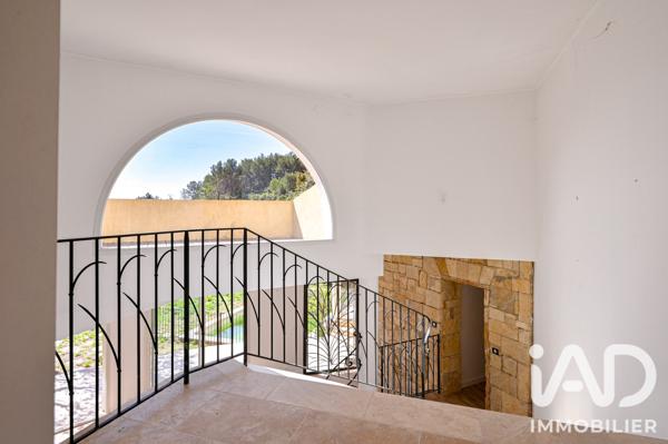 Maison à vendre 5 pièces 170 m² Bandol
