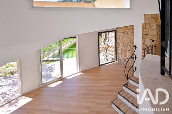 Maison à vendre 5 pièces 170 m² Bandol