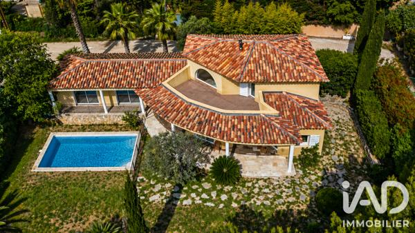 Maison à vendre 5 pièces 170 m² Bandol