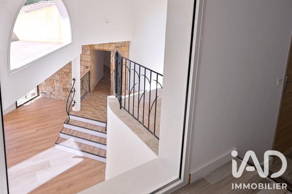 Maison à vendre 5 pièces 170 m² Bandol