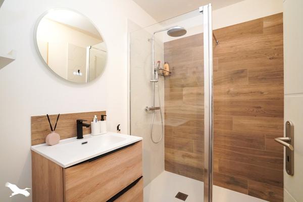 Maison à vendre |                                       Saint-Roch |                                        6 pièces  |  198 m²