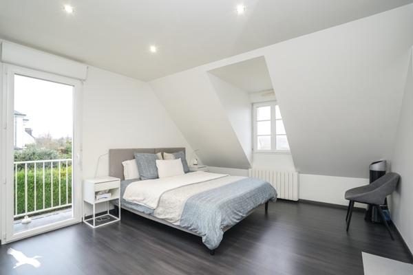 Maison à vendre |                                       Saint-Roch |                                        6 pièces  |  198 m²
