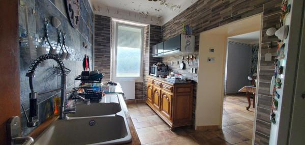 APPARTEMENT 6 PIÈCES