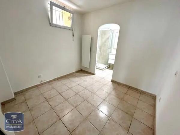 Appartement à louer 1 pièce 26.4m² Gardanne (13120)