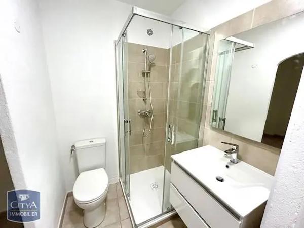 Appartement à louer 1 pièce 26.4m² Gardanne (13120)