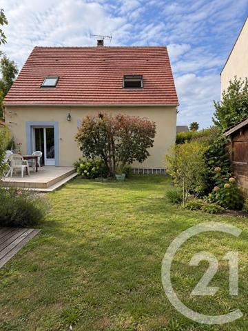 Maison à vendre  8 pièces - 142,47 m 2   CERGY  - 95
