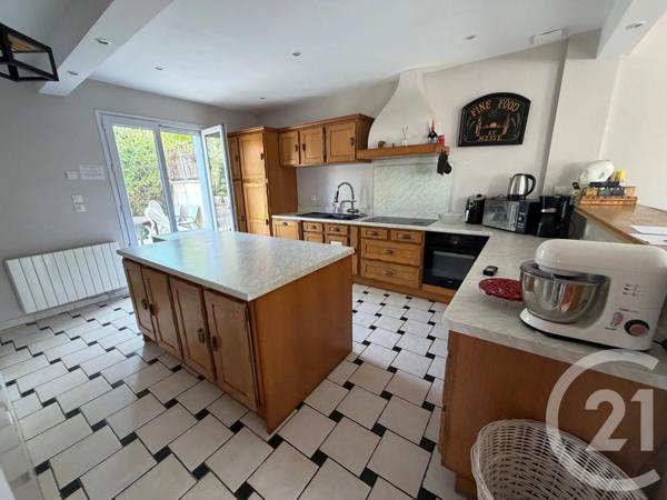 Maison à vendre  8 pièces - 142,47 m 2   CERGY  - 95