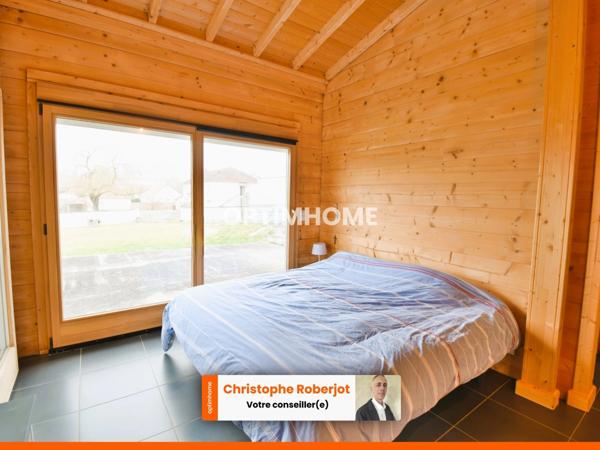 Inédit et rare sur le département: Maison de 220m2 en bois massif sur 2610m2 de terrain clos de murs