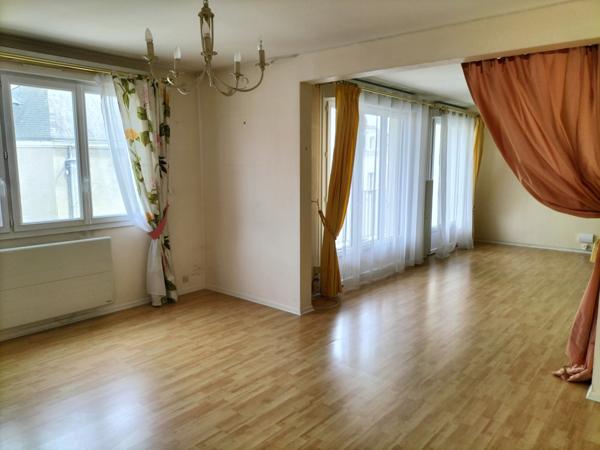 Appartement 3 pièce(s) 1 chambre(s) 80 m²