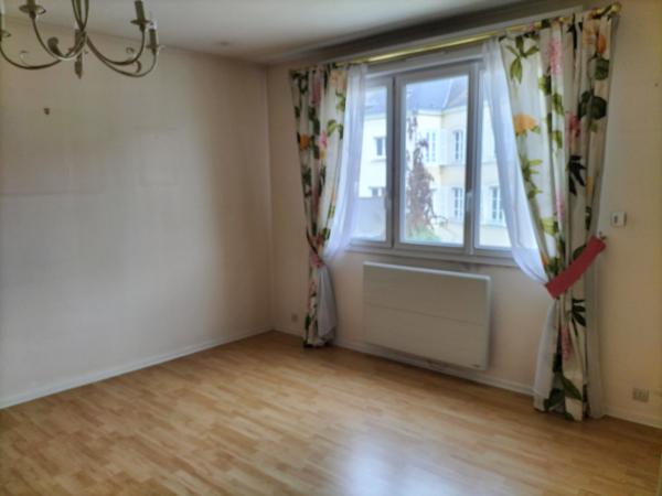 Appartement 3 pièce(s) 1 chambre(s) 80 m²
