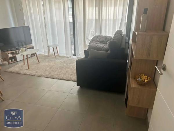 Appartement à louer 2 pièces 38.9m² Tours (37100)